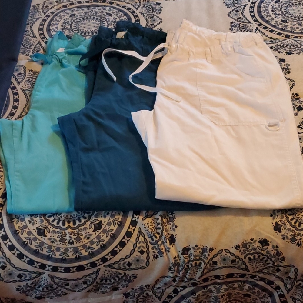 Cherokee Scrub Pants Bundle Sz L